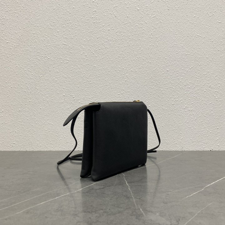30105032619490305_2.jpg