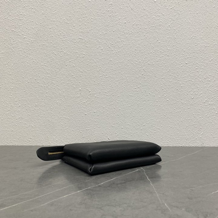 30105032619490305_4.jpg