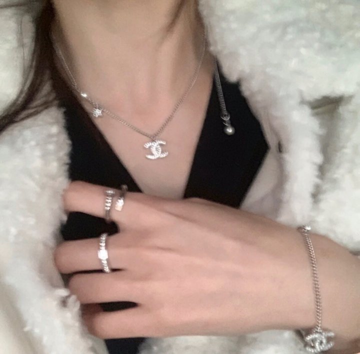 70305032712020118_10.jpg