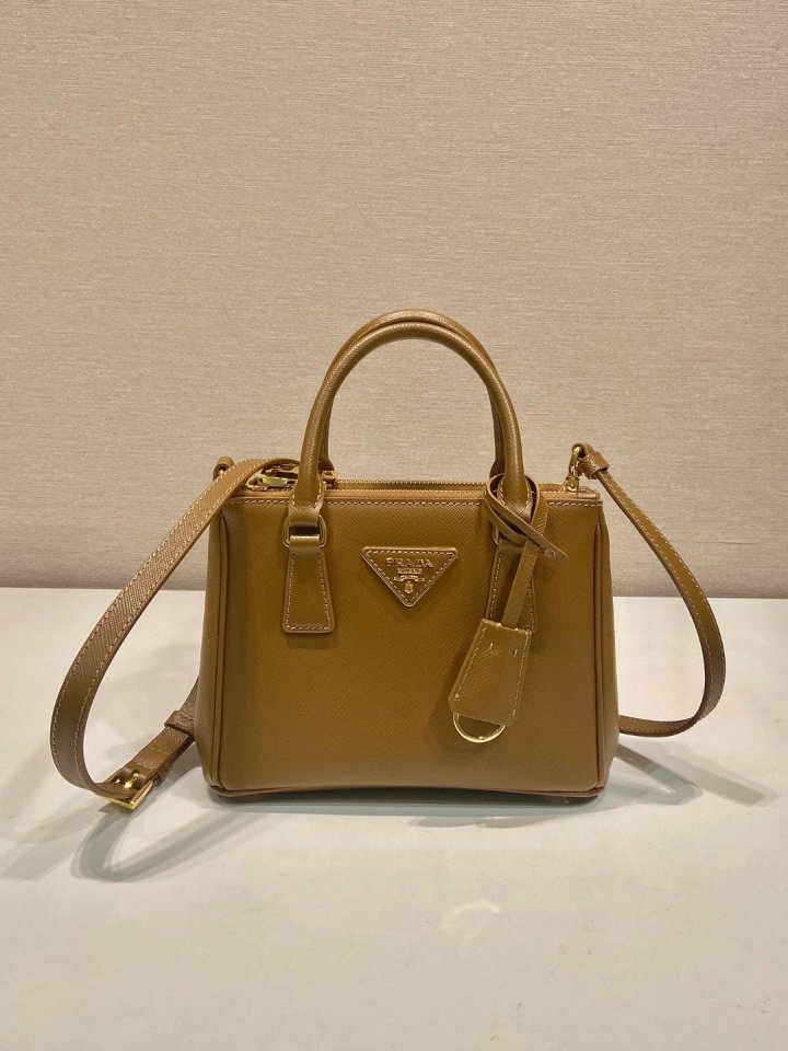 프라다 갤러리아 사피아노 미니백1BA906 | PRADA |