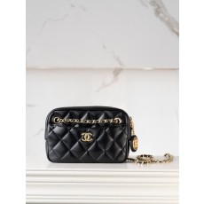샤넬 미니 클러치백 Mini sac caméra 샤이니 램스킨  블랙/AS5190