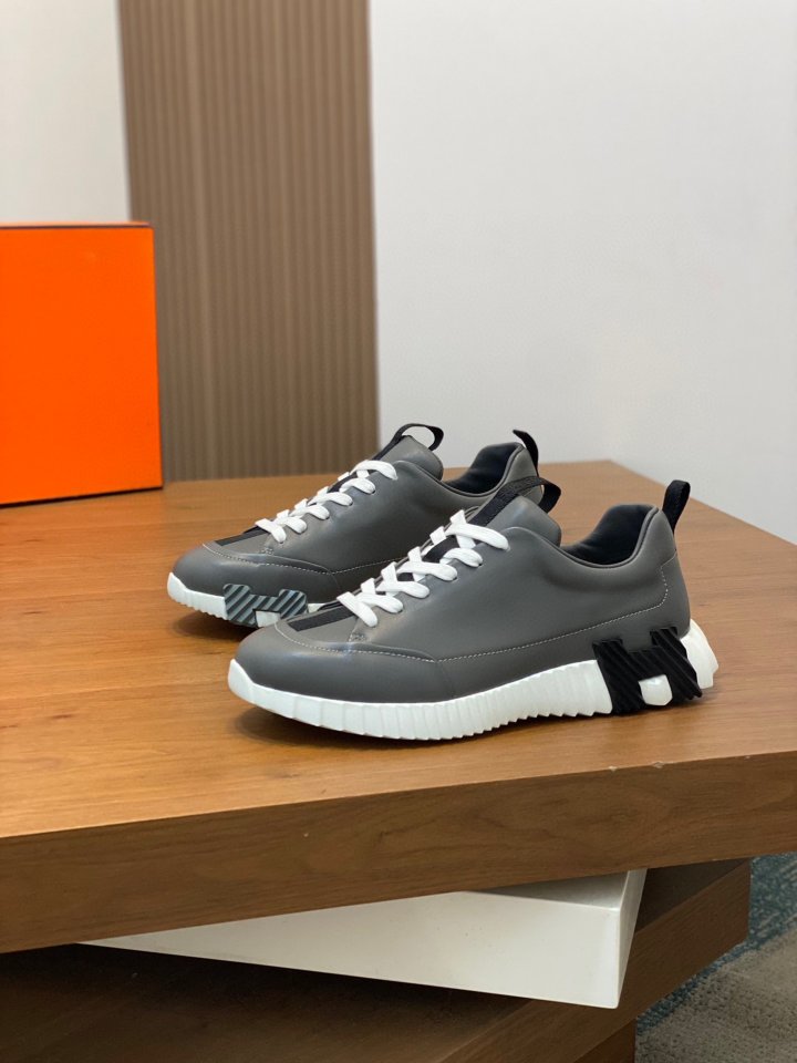 에르메스  스니커즈