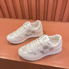 루이비통 스니커즈