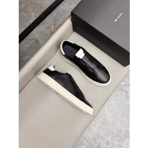 키톤 스니커즈