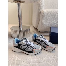 디올  스니커즈