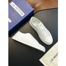 알마니  스니커즈