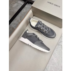알마니 스니커즈
