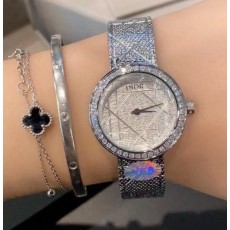  Dior 디올La D de Dior